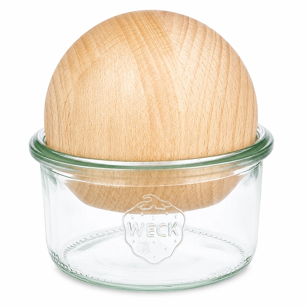 WECK 165ml RR80 tumbler con palla di faggio Coperchio in legno naturale su sfondo bianco