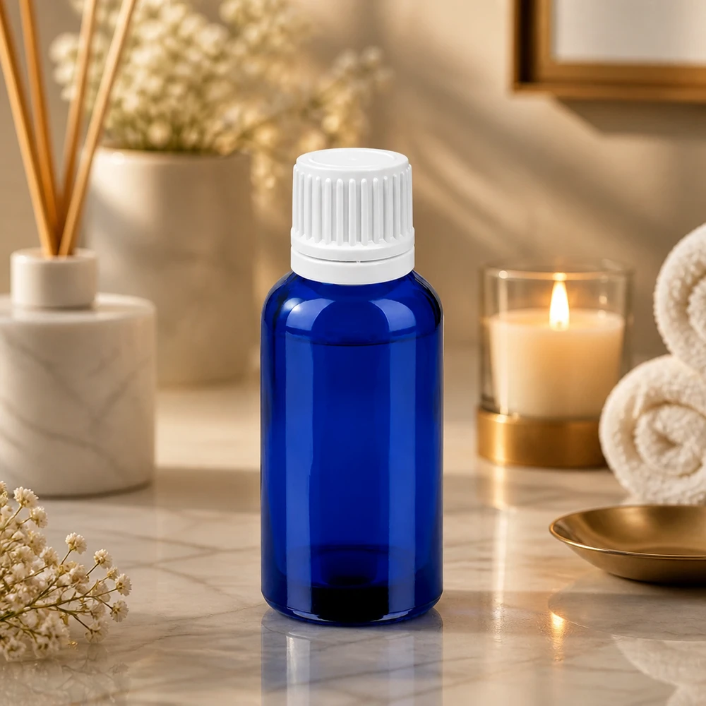 Flacone contagocce da 30 ml 0,7 mm bianco OV BlueLine UT18/30 Flacone da 30 ml in vetro blu cobalto con tappo bianco a prova di bambino OV BlueLine
