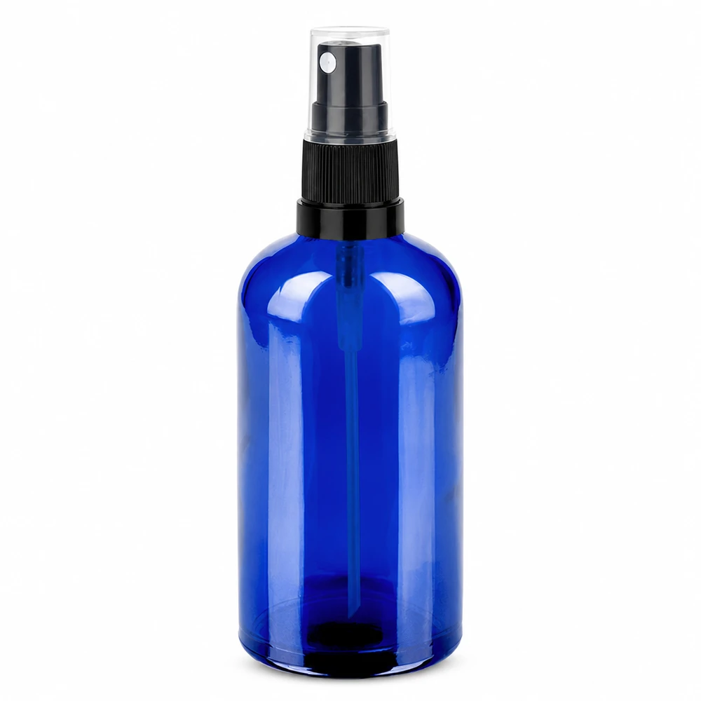Flacone spray da 100 ml nero/tr. STD BlueLine UT18/100 Flacone spray in vetro blu da 100 ml con testina nera per cosmetici e aromaterapia