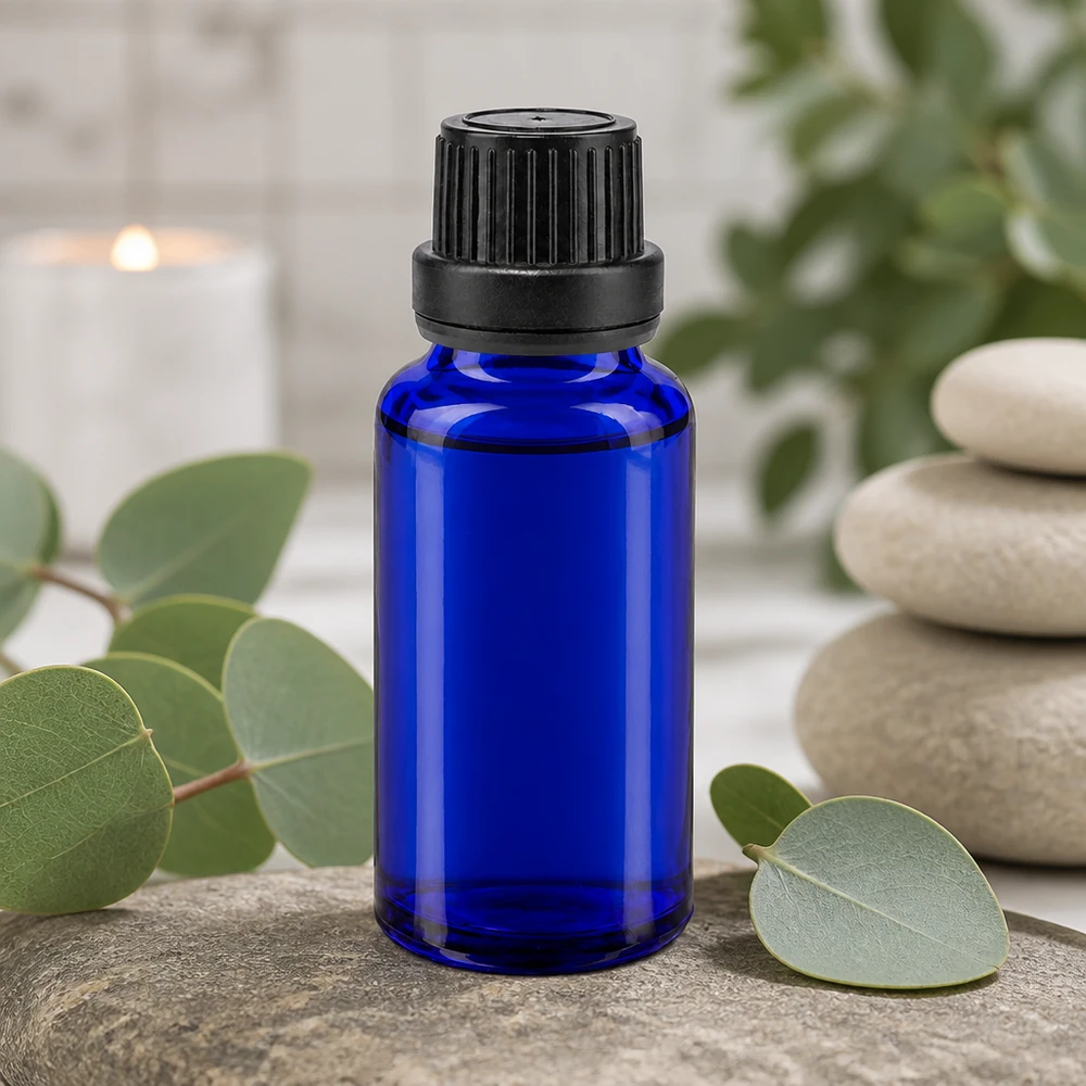 Bottiglia da farmacia blu da 20ml. SV OV nero/11mm ApoGlas Flacone da farmacia da 20 ml blu cobalto con tappo di sicurezza nero e aroma naturale di eucalipto
