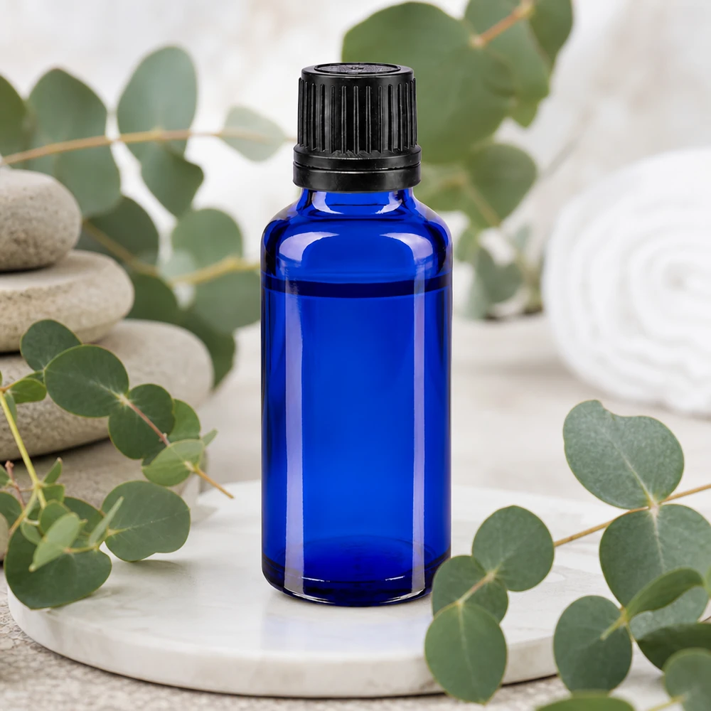 Flacone in vetro da 30 ml di colore blu cobalto con beccuccio da 1 mm e tappo di sicurezza nero