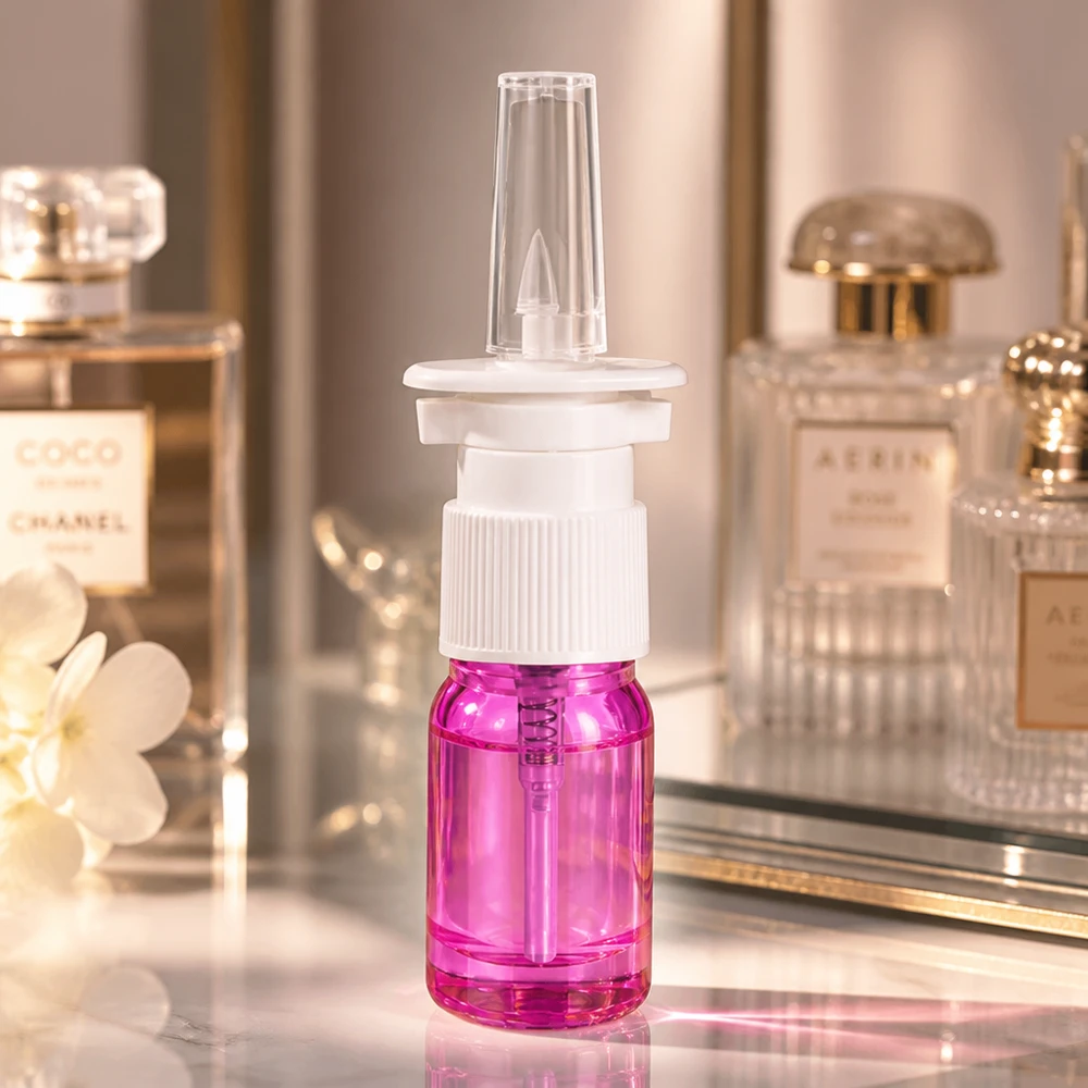 Flacone spray nasale da 5 ml bianco/trasparente standard PurpleLine UT18/5 Elegante flacone spray nasale viola da 5 ml con design ergonomico per una facile manipolazione