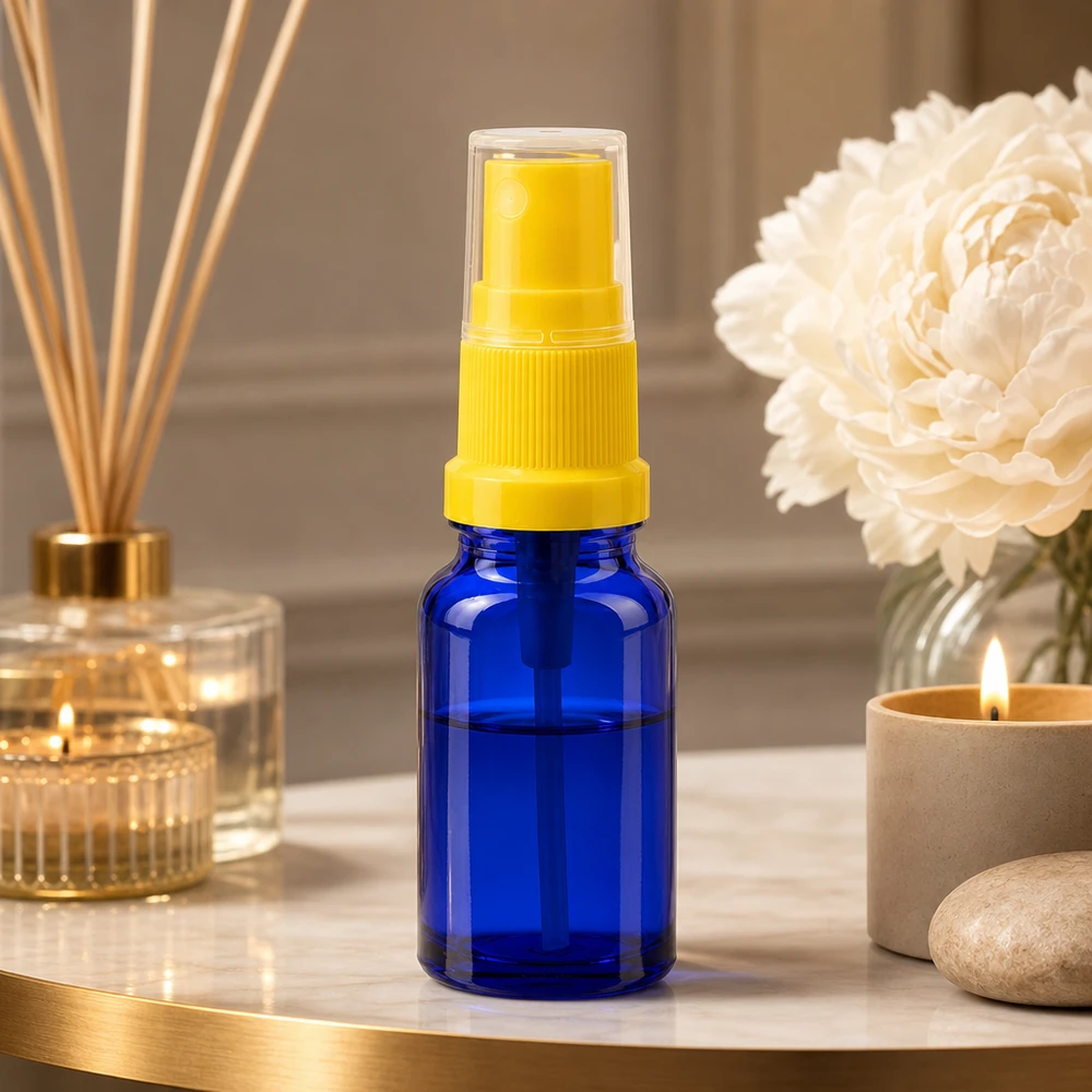 Flacone spray da 10 ml giallo/trasparente STD BlueLine UT18/10 Flacone spray blu di alta qualità da 10 ml con ugello giallo per wellness e spa BlueLine UT18