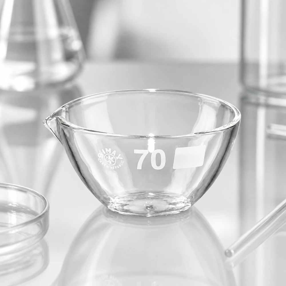 Piatto di evaporazione da 60ml con beccuccio in borosilicato ø70mm Versatile piatto da laboratorio ø70 mm con supporto per il versamento in vetro borosilicato termicamente stabile per l'uso quotidiano