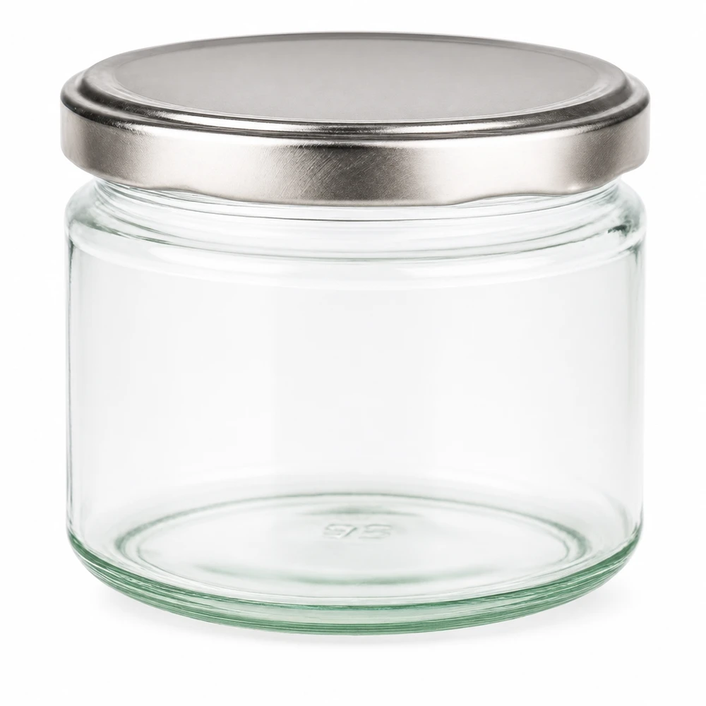 Barattolo rotondo da 330 ml con coperchio BasicSeal argento UN.. Barattolo rotondo da 330 ml con coperchio BasicSeal argento vuoto su sfondo bianco Barattolo per conserve Barattolo per la conservazione