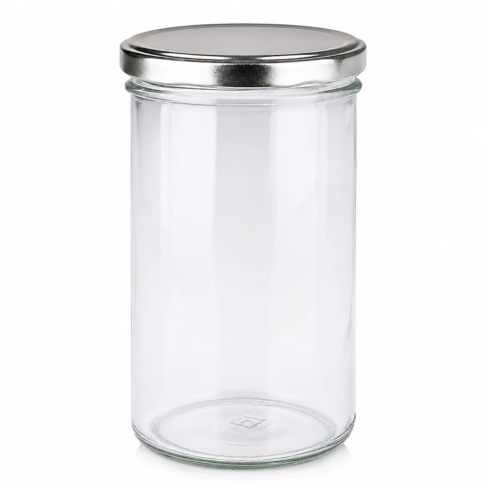 Bicchieri da 277 ml con coperchio BasicSeal argento UN.. Barattolo mason da 277 ml con coperchio BasicSeal argento vuoto su sfondo bianco Barattolo per conserve Barattolo per la conservazione