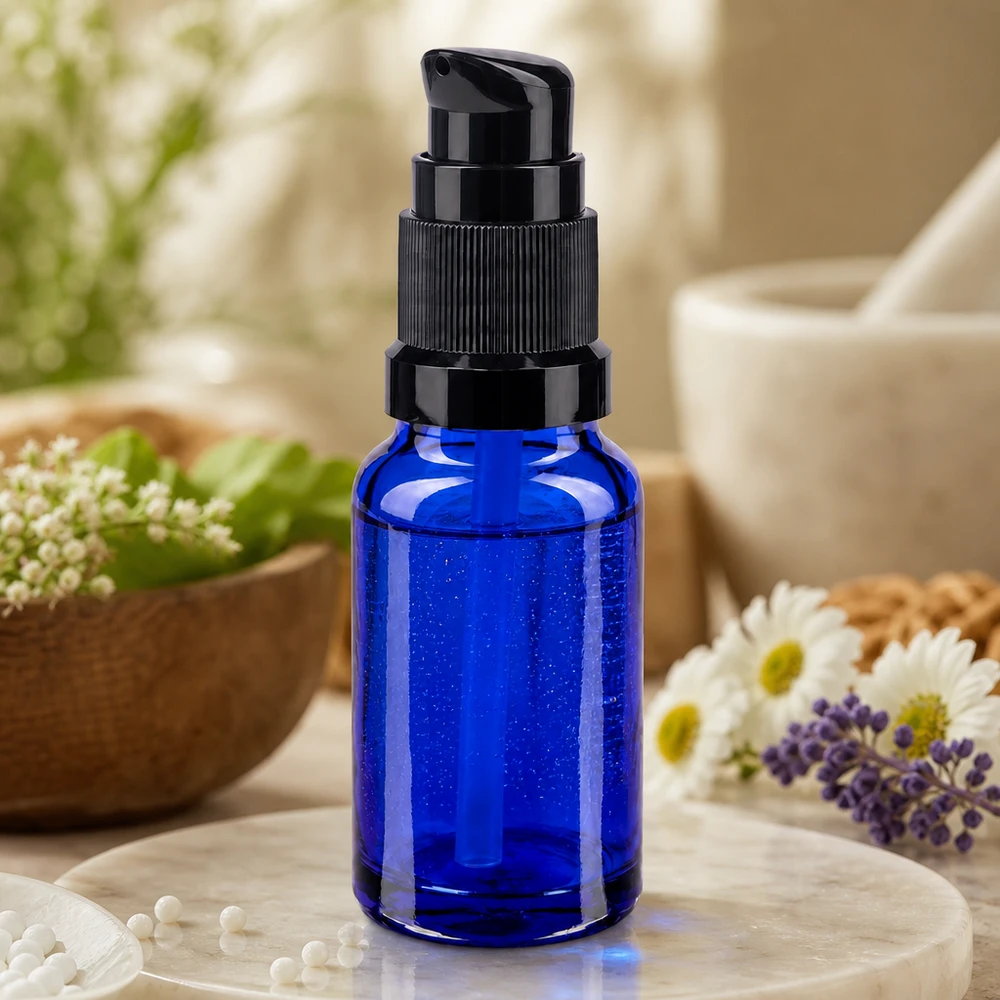 Flacone con dosatore da 10 ml in vetro da farmacia blu con dosatore nero per sieri