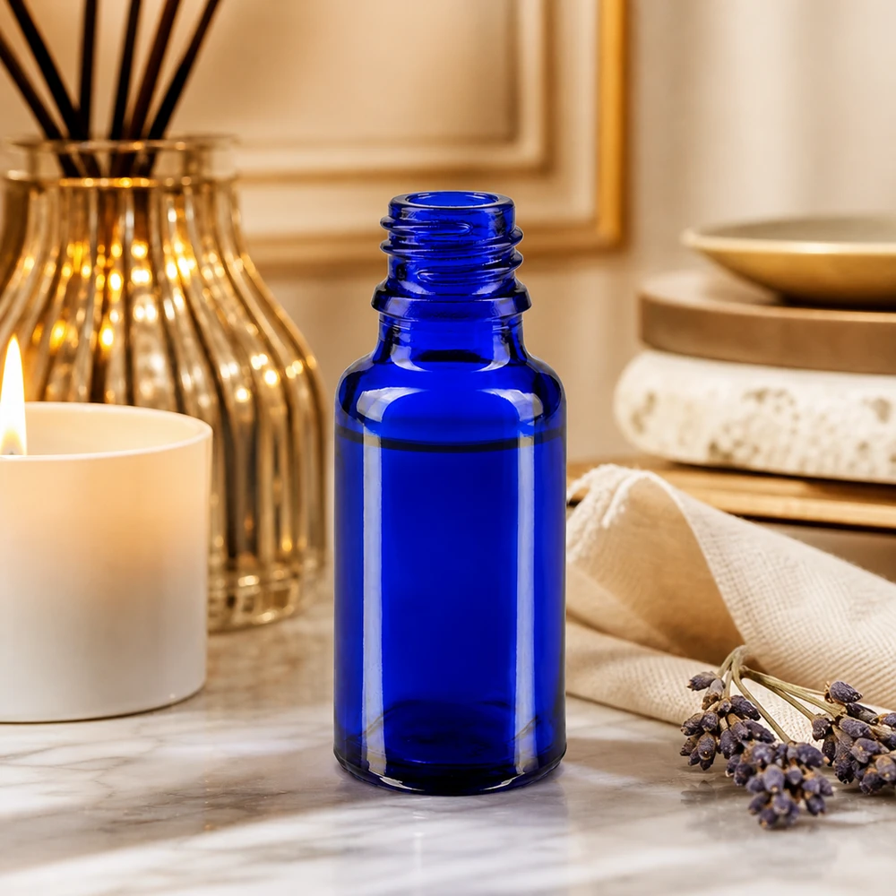 Flacone da farmacia in stile vintage da 20 ml, nel classico colore blu, realizzato in ApoGlas tradizionale.