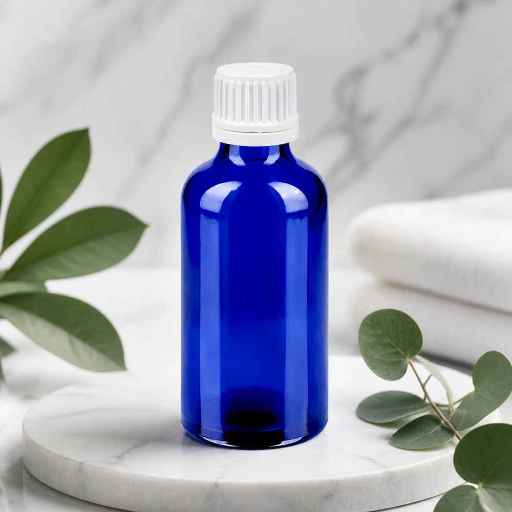Bottiglia da 50ml 11mm SV bianco OV BlueLine UT18/50 Elegante flacone blu da 50 ml con coperchio bianco, ideale per i prodotti naturali per il benessere