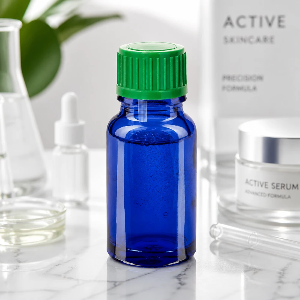 Flacone contagocce 10ml 0,8mm verde STD BlueLine UT18/10 Flacone da 10 ml blu con rilascio controllato di gocce tramite apertura da 0,8 mm.