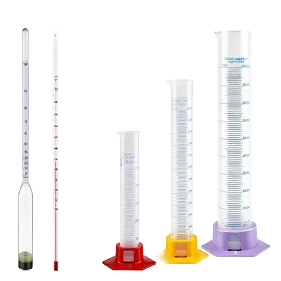 Cilindri graduati, termometri e alcolometri